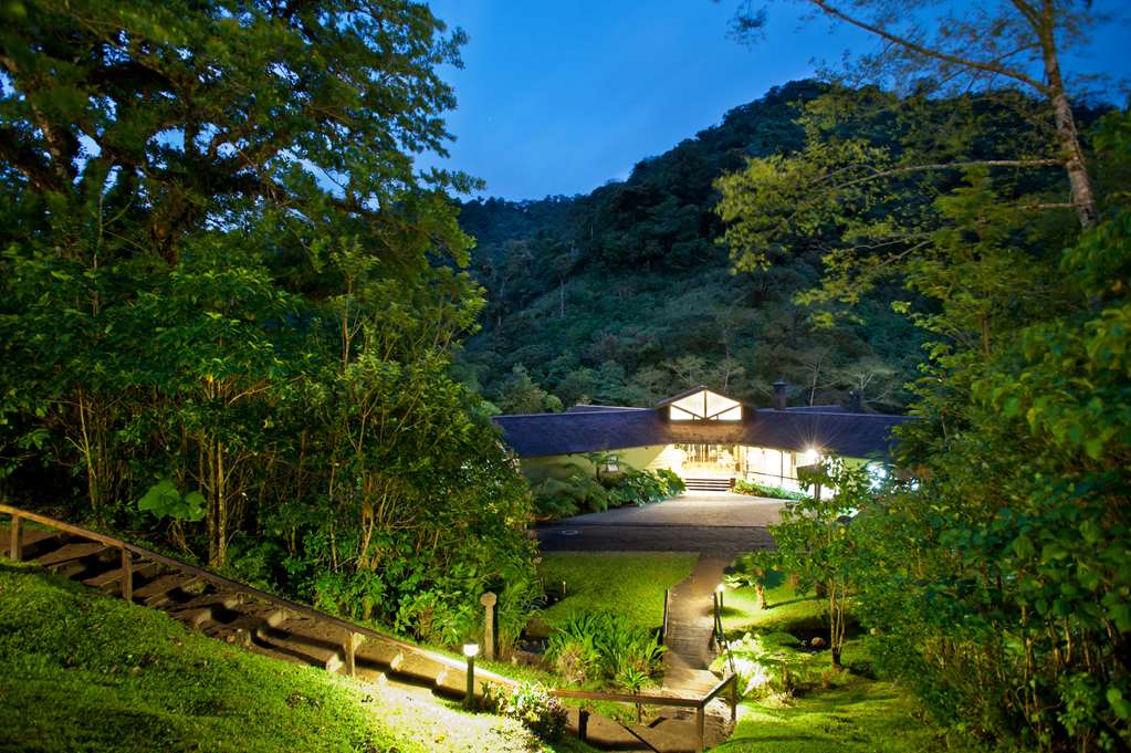 El Silencio Lodge and Spa — 5-Star Luxury Hotel in Sarchi, Costa Rica