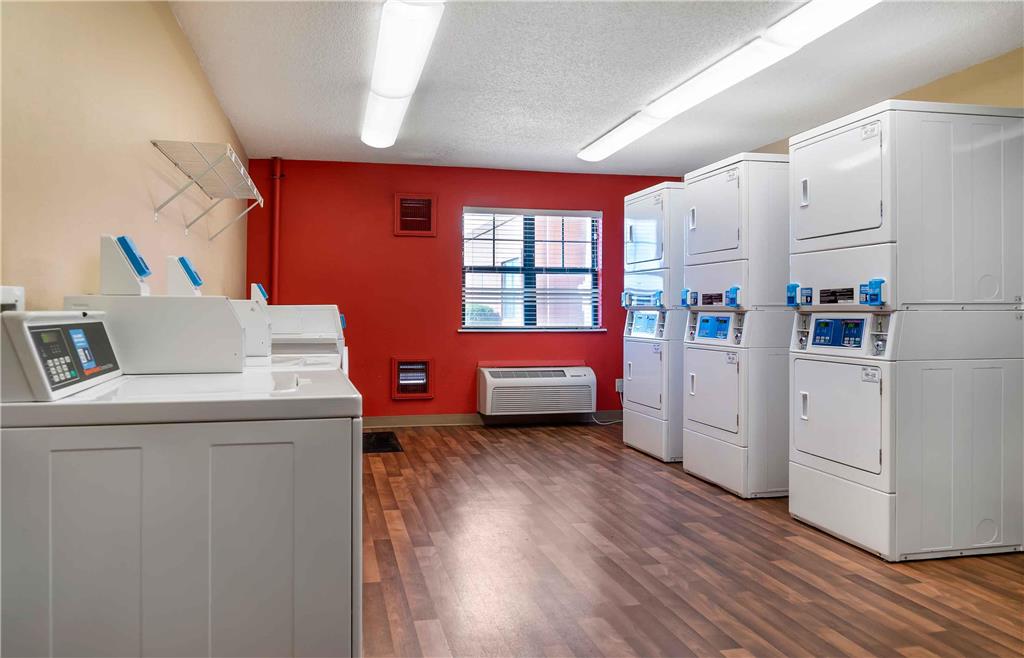 Extended Stay America Suites Toledo Holland - photo 33