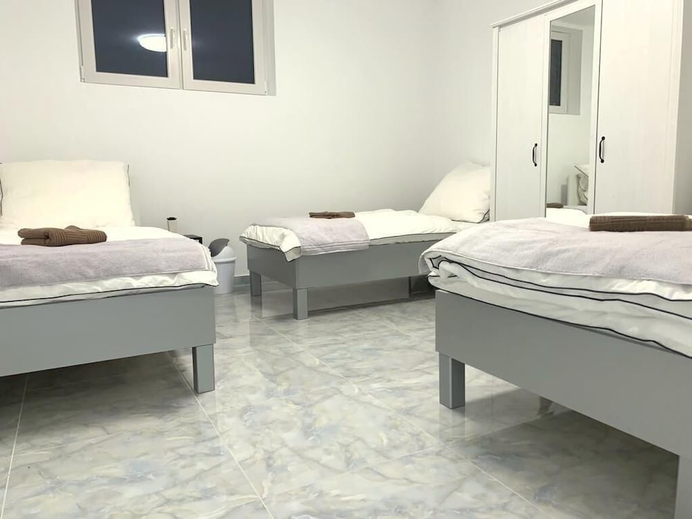 Sleep2fly Hamburg Airport — hotel near Hamburg Helmut Schmidt Airport
