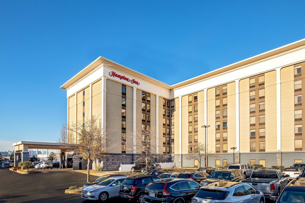Hampton Inn Boston Logan Airport - featured photo