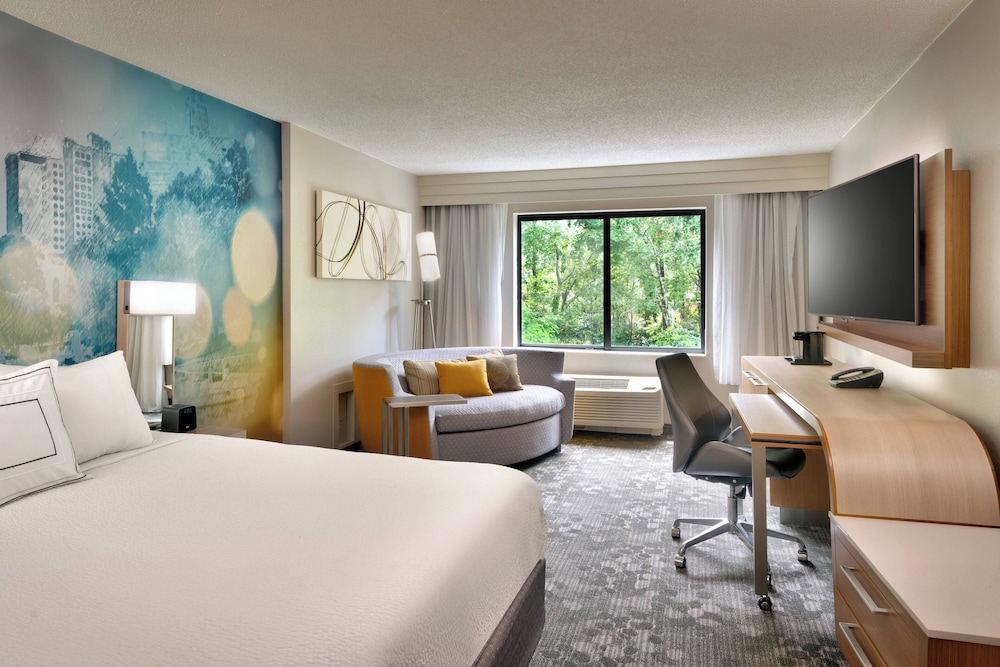 Courtyard by Marriott Charlotte Airport LoSo - photo 9