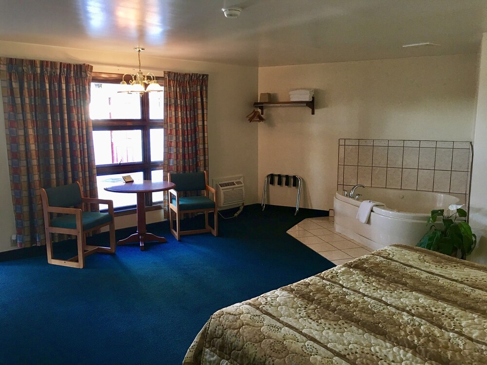 Thumb Heritage Inn - photo 12