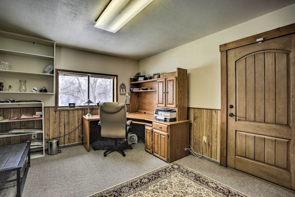 Serene Creekside Sheridan Getaway: Mountain Views - photo 26