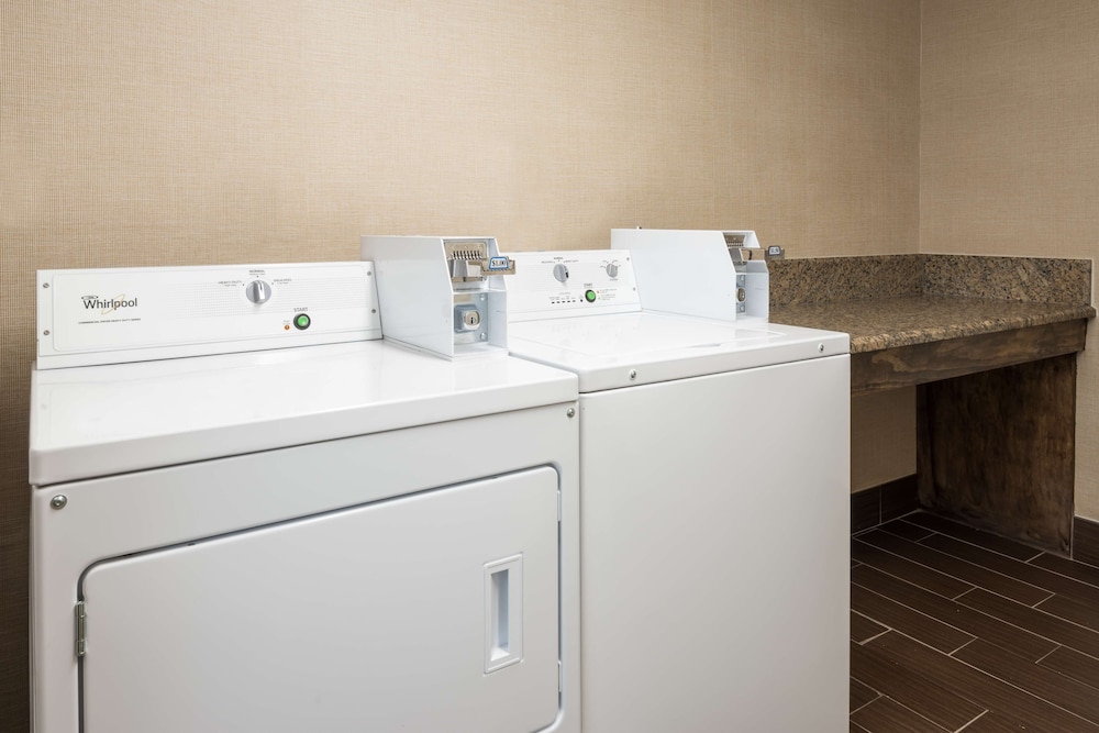 Hampton Inn Bonita Springs Naples North - photo 27