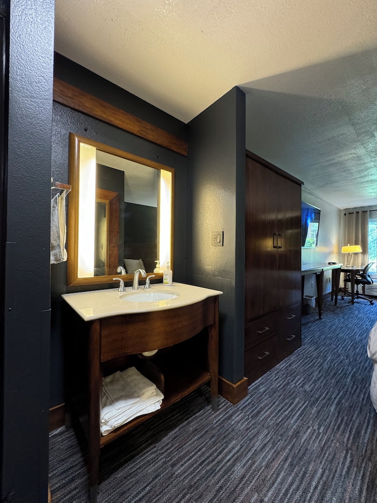 Baymont by Wyndham Cordele - photo 12