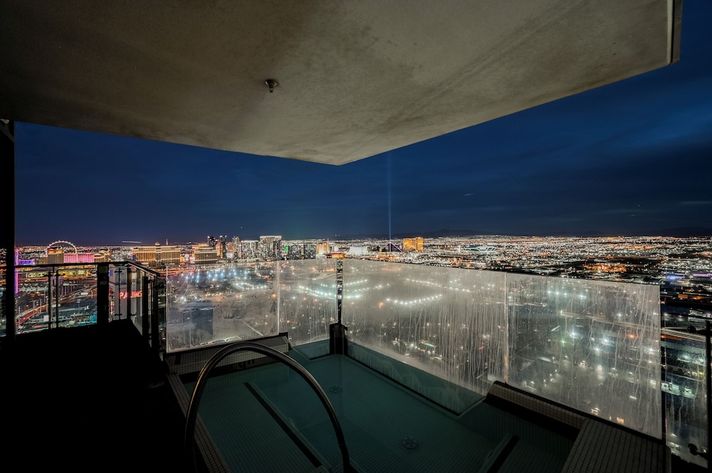 StripViewSuites at Palms Place Penthouses - photo 144