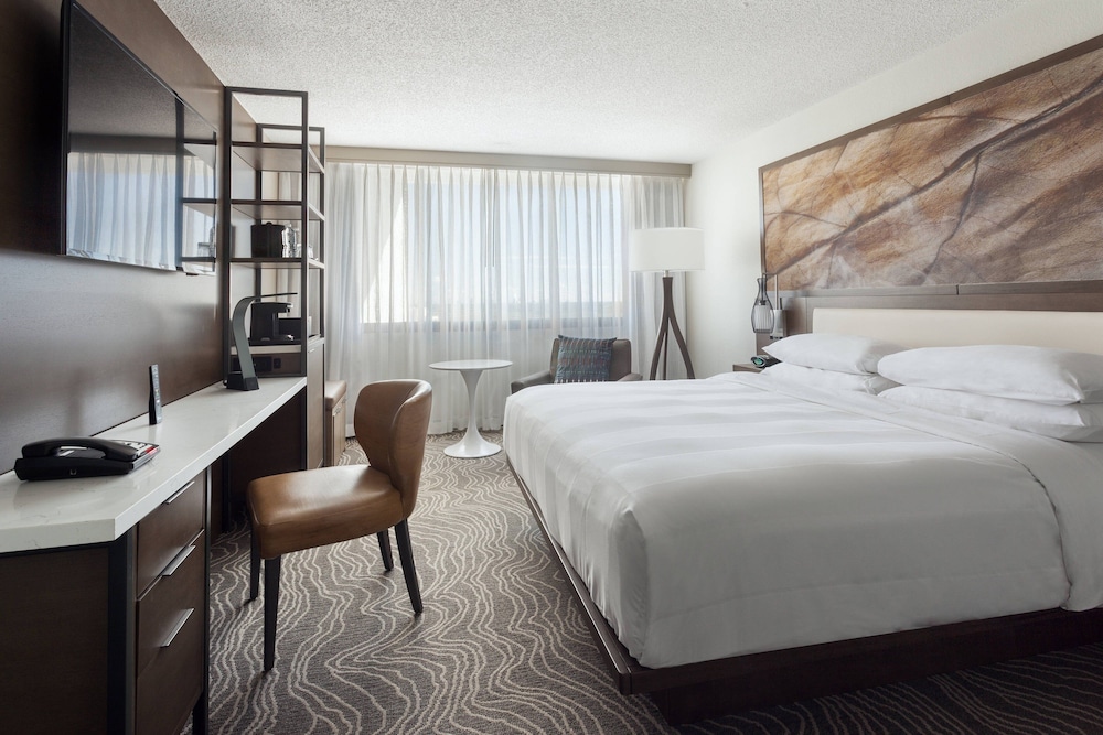 Marriott Tampa Westshore - photo 12