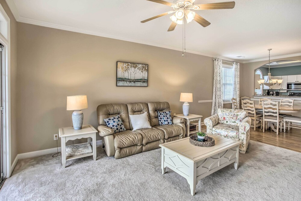 Pool Beach & Golf: Barefoot Resort Condo - photo 3