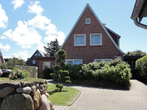 1 With Southeast Terrace Lutje Gaadt — Westerland