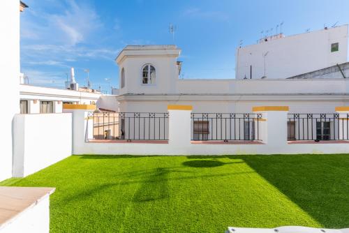 Santa Barbara Central Suites Sevilla — 4-Star Luxury Hotel in Sevilla, Spain
