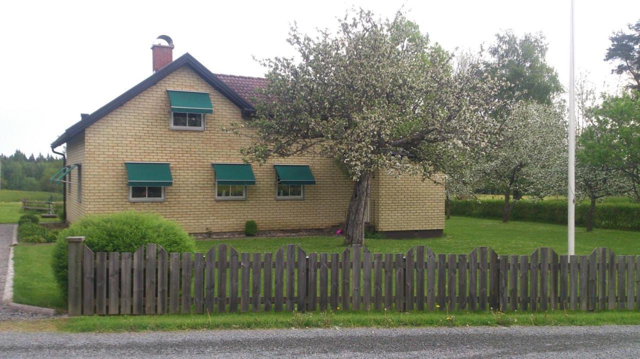 Flahult Holiday Home — 4-Star Luxury Hotel in Skillingaryd, Sweden
