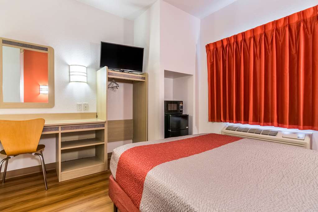 Motel 6 Fort Mill SC Charlotte - photo 10