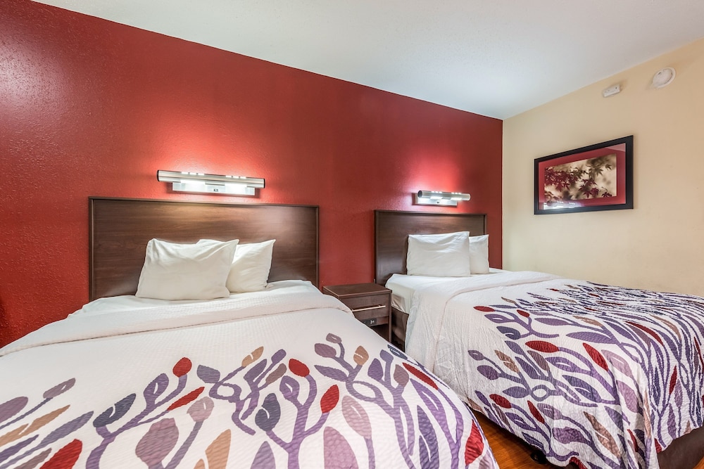 Red Roof Inn Merrillville - photo 14