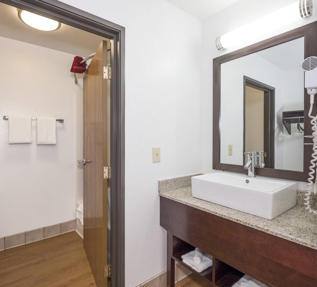 Red Roof Inn Columbus Hebron - photo 14