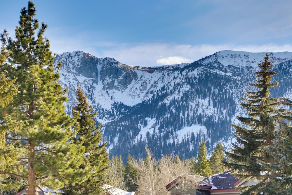 Snowcreek Resort Condo with Deck at Mammoth Mountain - photo 23