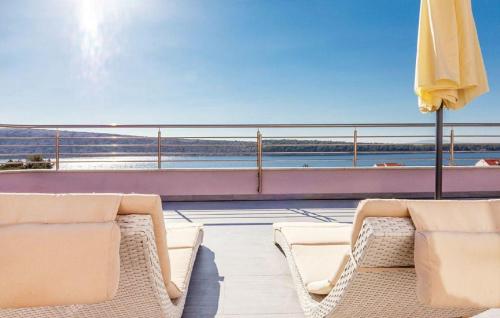 Apartments Host — 4-Star Luxury Hotel in Rab, Croatia