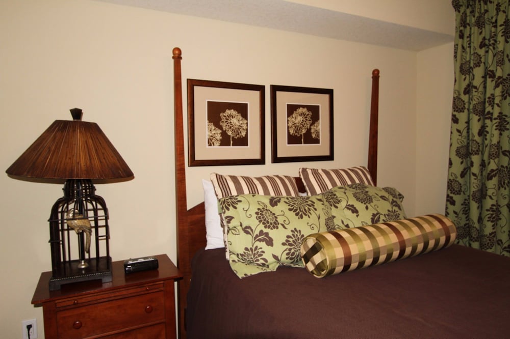 Grand Panama Beach Resort by Emerald View Resorts - photo 11