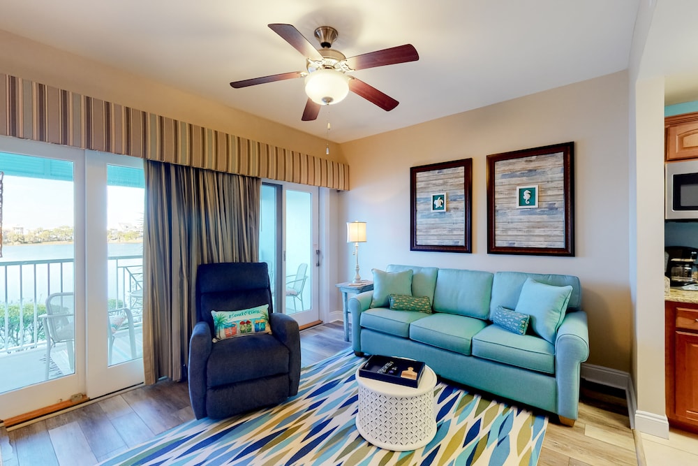 Carillon Beach Inn - photo 14