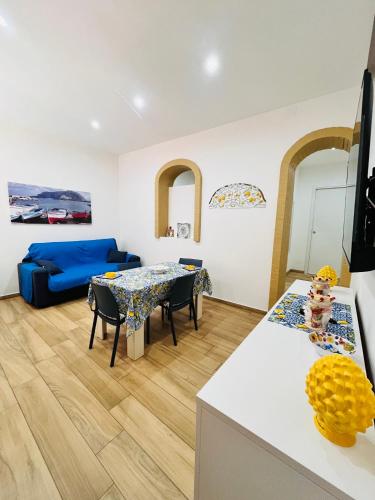 Casa Vacanze di Maria — 4-Star Luxury Hotel in Palermo, Italy