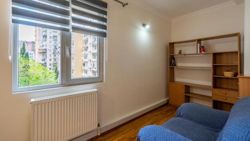 Kiwi Apartment