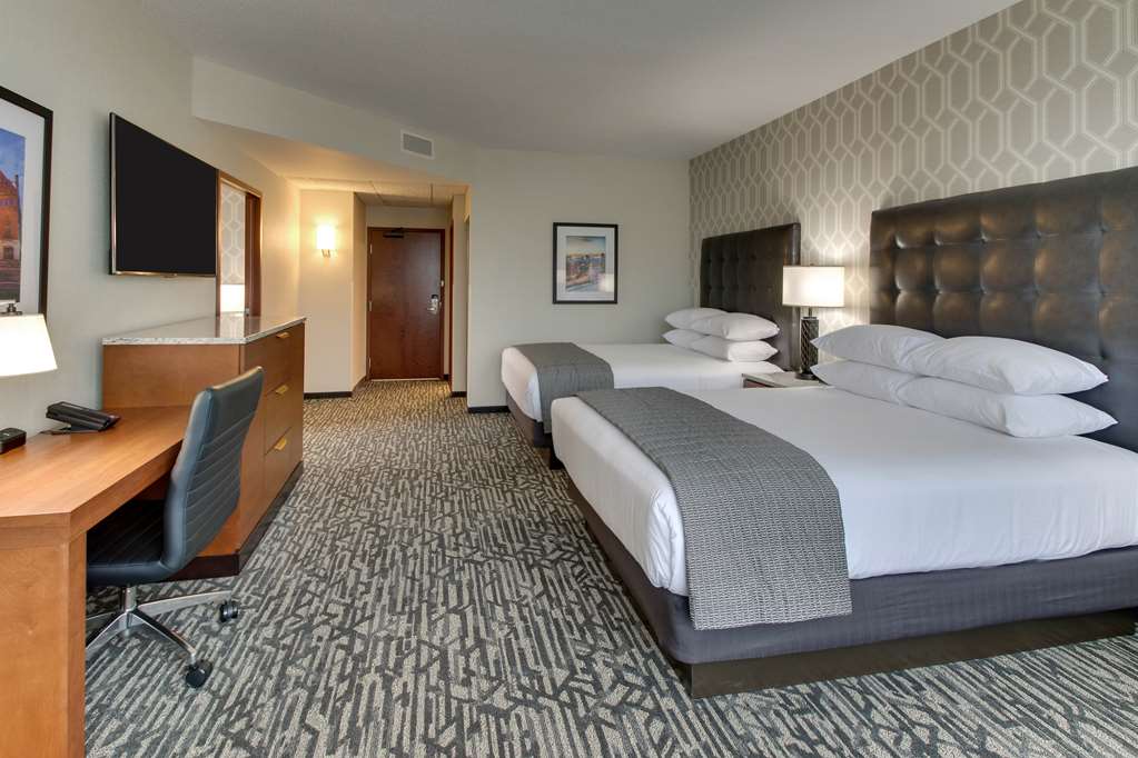 Drury Plaza Hotel Richmond - photo 27