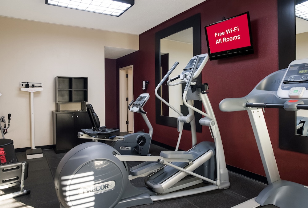 Red Roof Inn Tupelo - photo 41