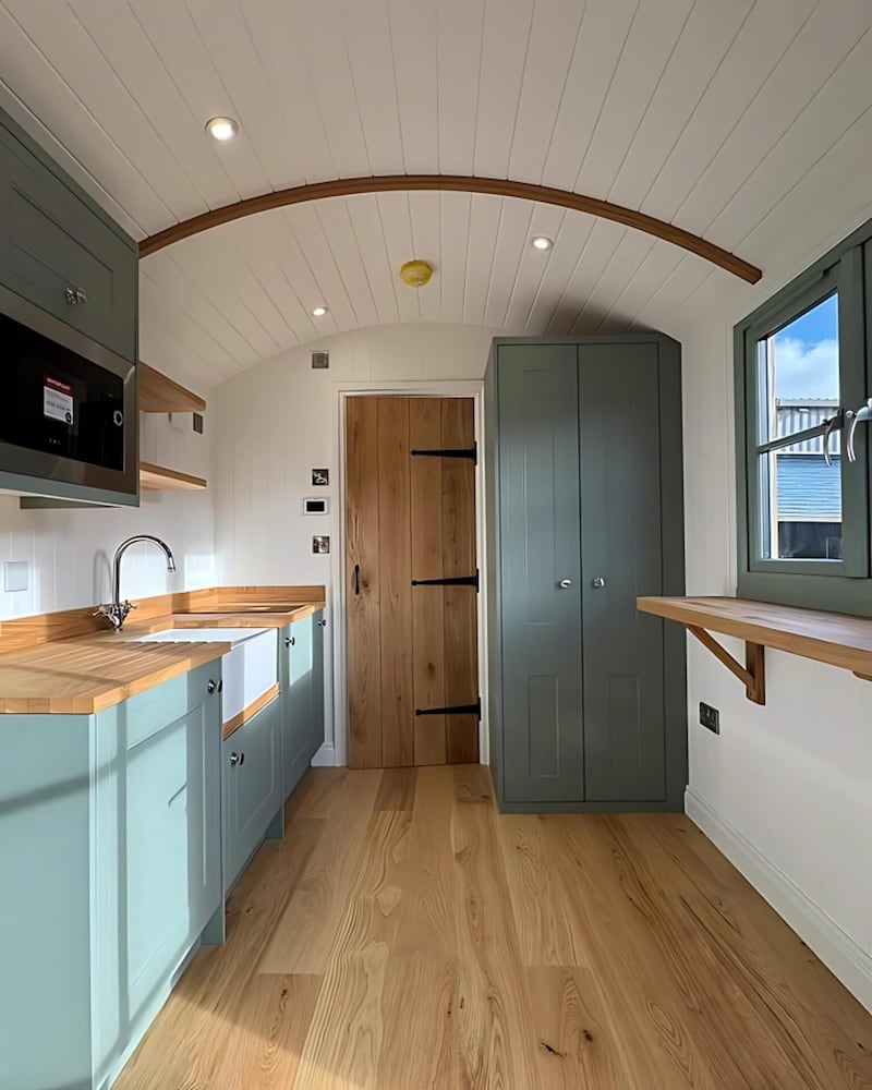 Luxury Shepherds Hut Near Glamorgan Coast in Cowbridge, United Kingdom