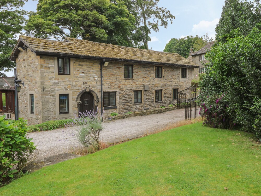 Ryecroft Barn — Keighley