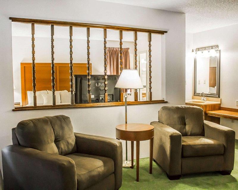 Comfort Inn Manistique MI - photo 41
