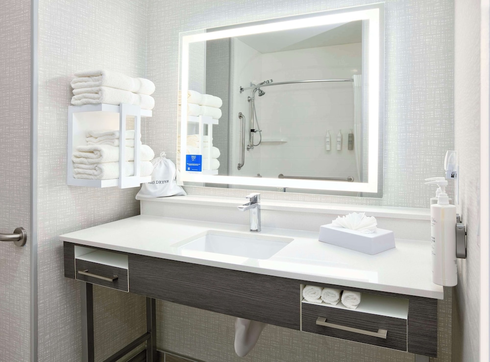 Hampton Inn & Suites by Hilton Dalhart - photo 12