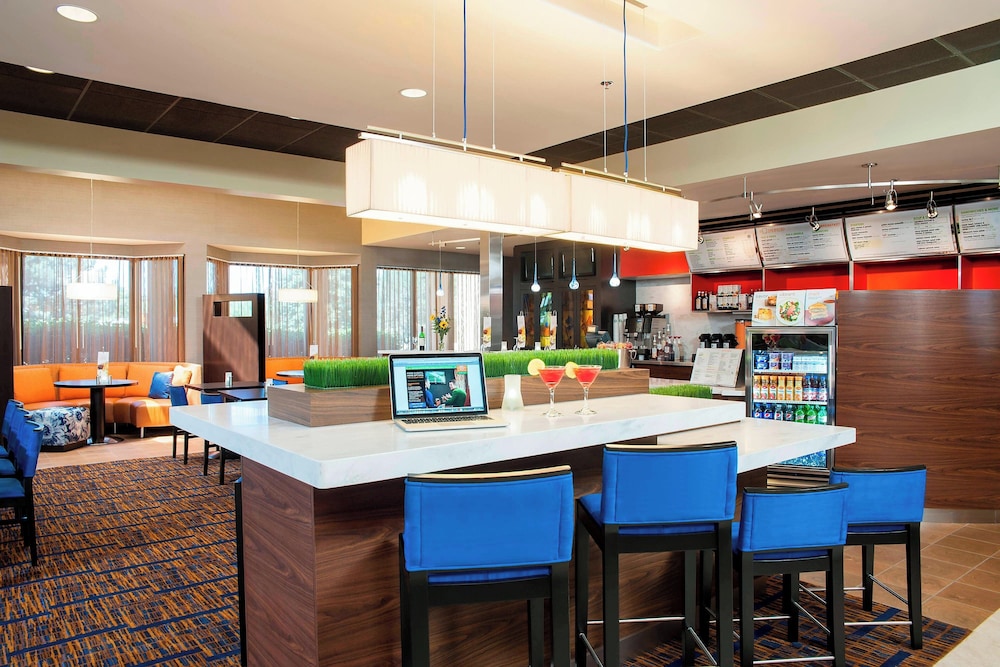 Courtyard by Marriott Chicago Glenview Northbrook - photo 32