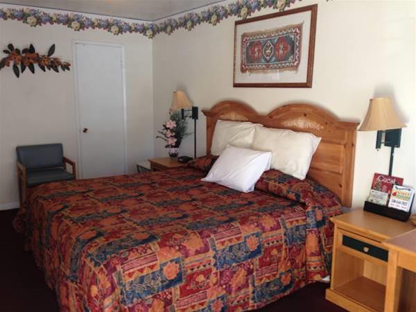 Travelers Inn and Suites South Lake Tahoe - photo 6
