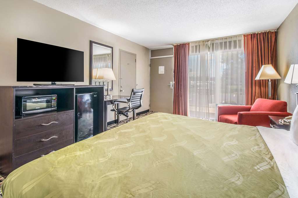 Quality Inn & Suites York East - photo 29