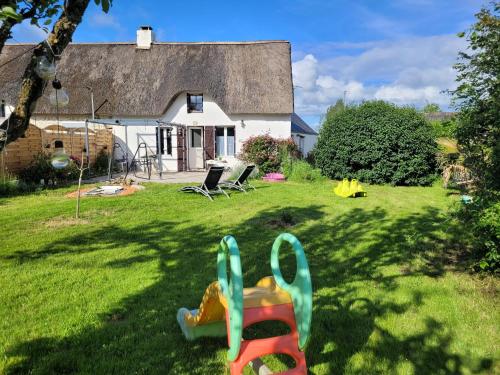 Charmante chaumière au coeur de la Brière — hotel in La Chapelle-Des-Marais
