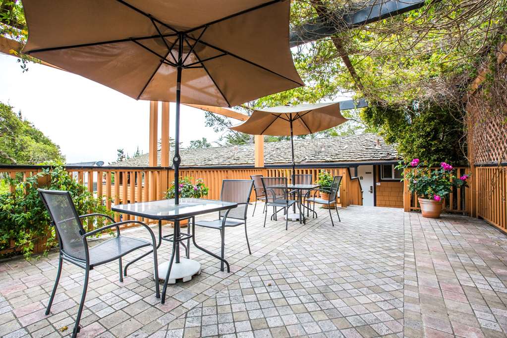 Clarion Collection Carmel Oaks Inn - photo 33
