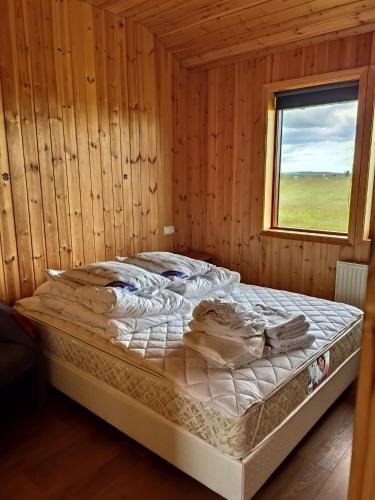 Cat Lovers Only Bright And Peaceful Cabin With Views & Hot Tub