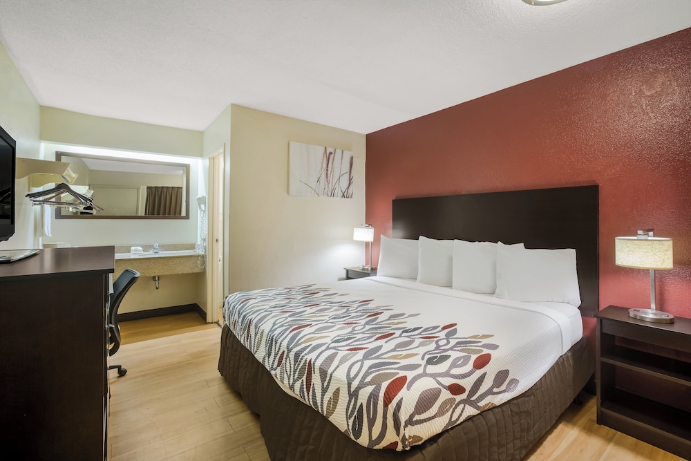 Red Roof Inn Atlanta South Morrow - photo 16