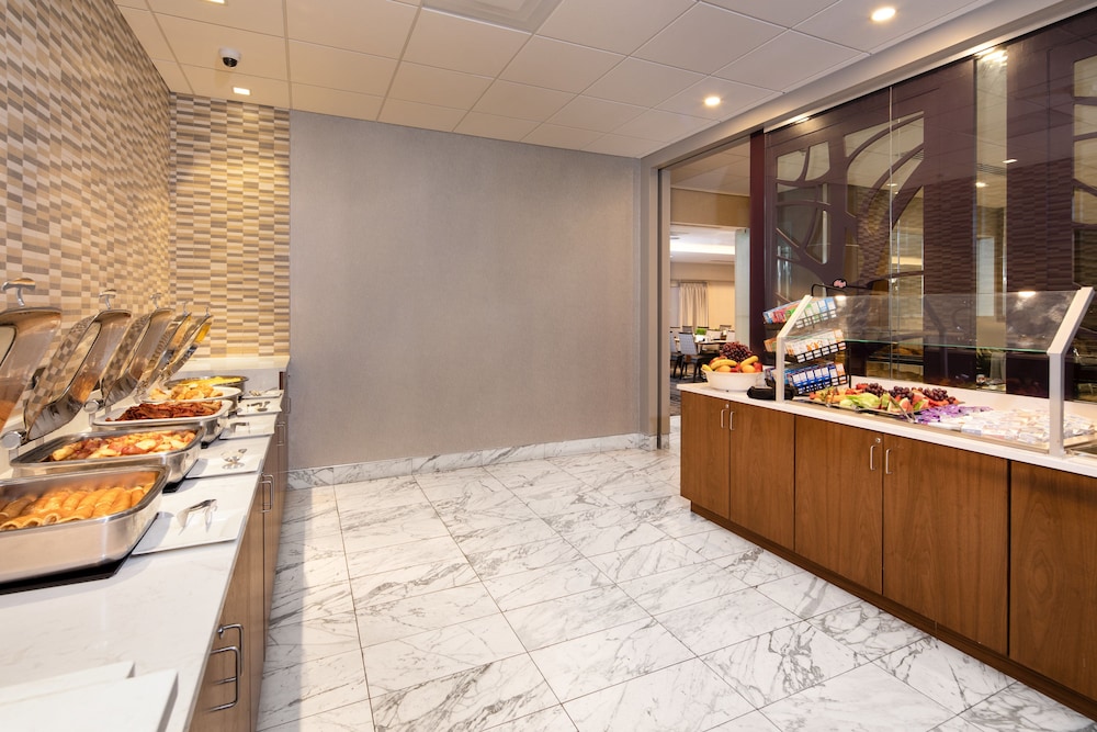 Holiday Inn Washington College Pk by IHG - photo 33