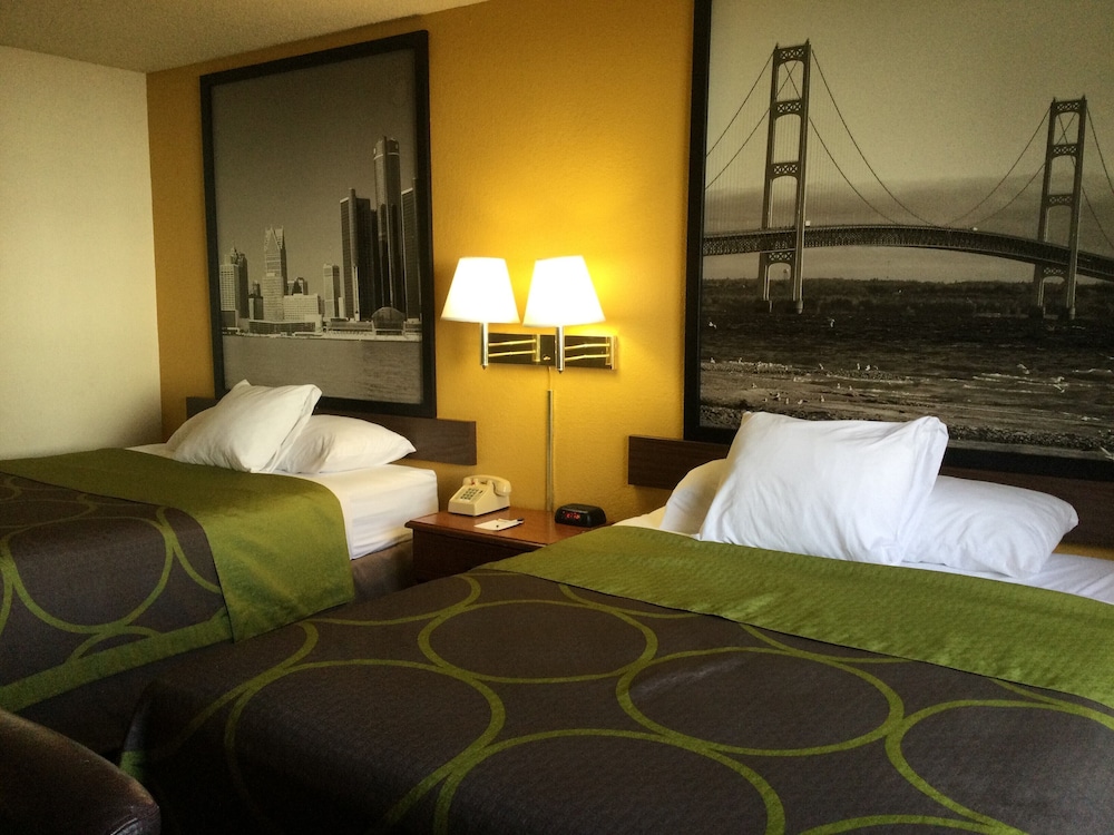 Super 8 by Wyndham Canton Livonia Area - photo 5