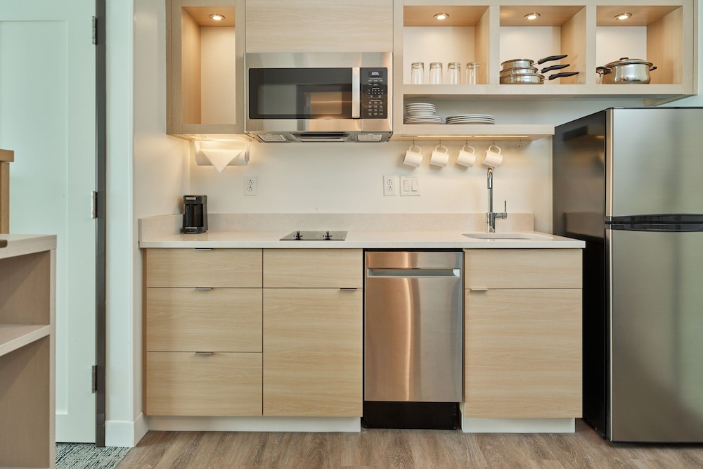 TownePlace Suites by Marriott Hixson - photo 17