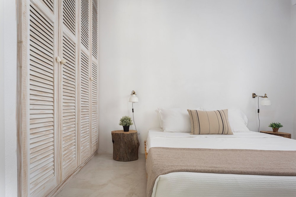 Lea Villas Mykonos — 4-Star Luxury Hotel in Mykonos, Greece