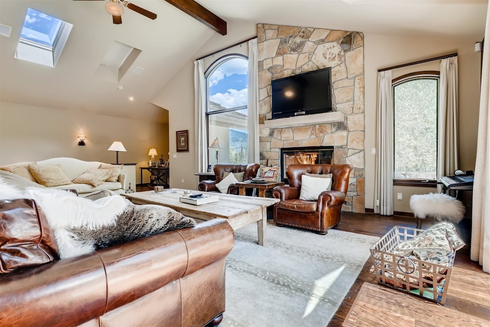 2 2122 Vermont Road in Vail, United States