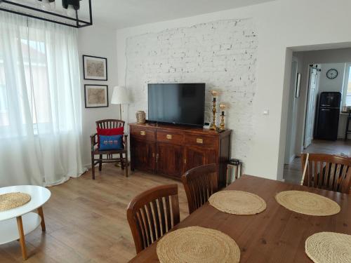 Apartament z Napoleonem w tle — 4-Star Luxury Hotel in Lidzbark Warminski, Poland