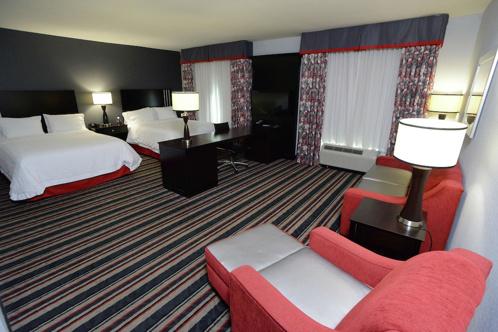 Hampton Inn & Suites Albany At Albany Mall - photo 15