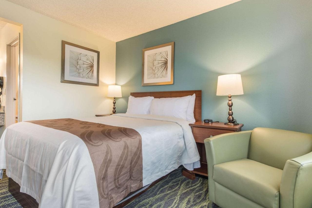 Quality Inn Bellevue - photo 13