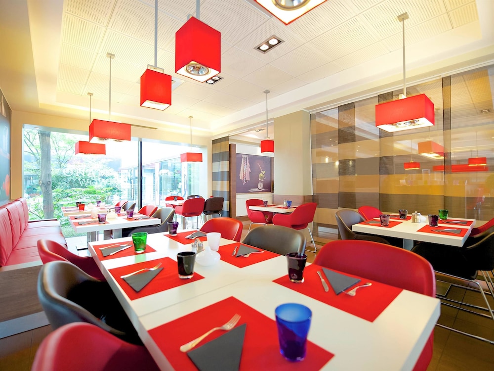 מזון ומשקאות