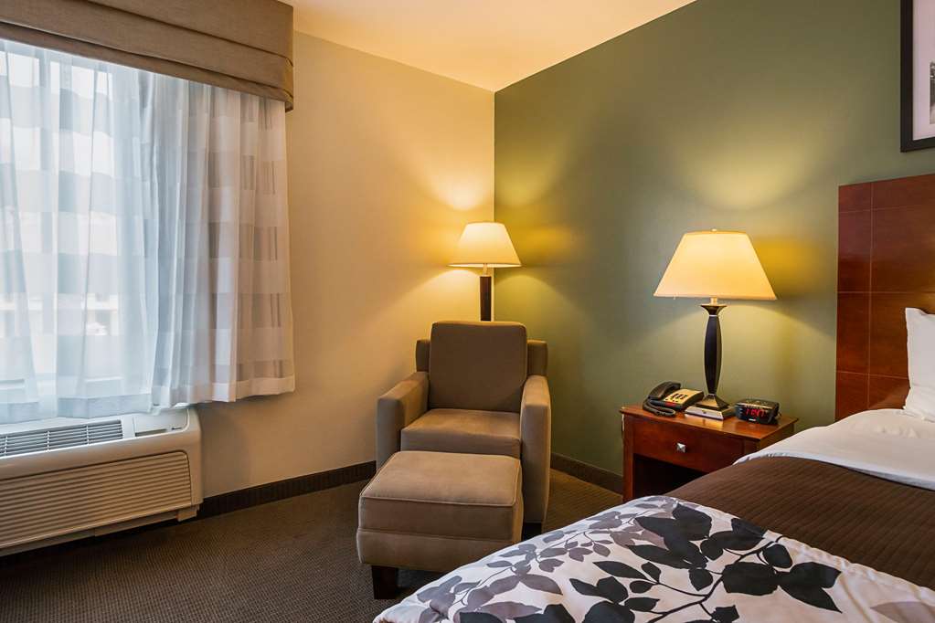 Sleep Inn & Suites Manchester near Arnold AFB - photo 16