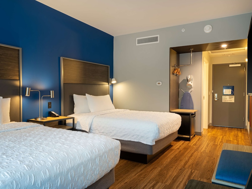 Tru By Hilton Atlanta Airport College Park - photo 9