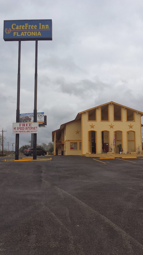 Carefree Inn Flatonia - photo 23