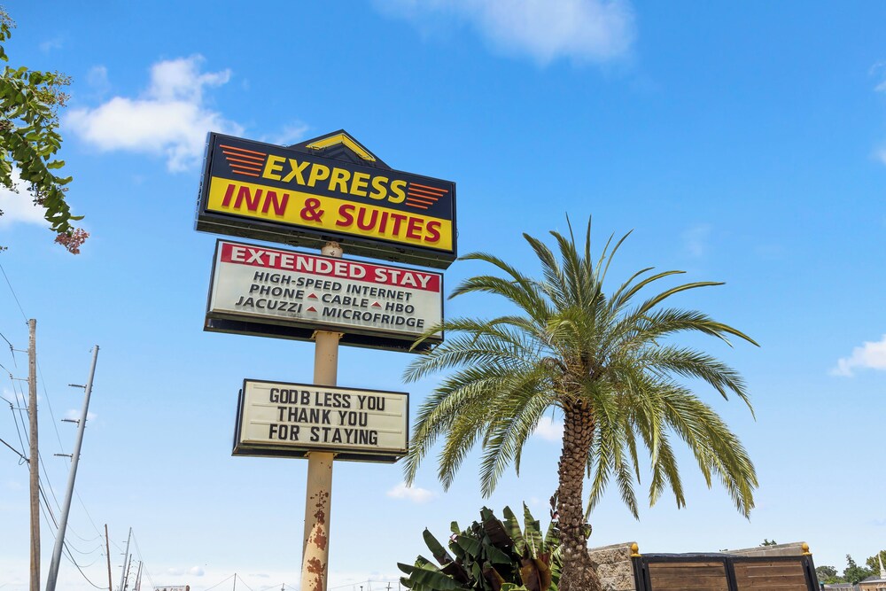 Express Inn and Suites - photo 42